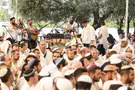 Hallel prayer with Rabbi Shmuel Eliyahu in Hebron