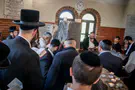 המוני מתפללים על ציון רבי ישעי'לה מקרסטיר