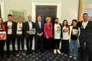 Hostage families meet White House CoS and Press Secretary