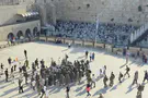 Бойцы-харедим завершили марш в беретах у  Западной стены