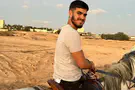 באדיבות המשפחה Преследование вандалов, осквернивших мемориал