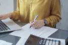 צילום: istock מדריך מקיף לקורס הנהלת חשבונות בישראל
