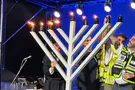 Eighth Hanukkah candle lit at Bondi Beach shooting site