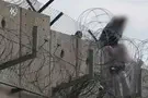 שב"ח העביר ילדה קשורה מעל גדר ההפרדה