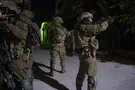 Бойцы сели в тюрьму за отказ ехать с женщиной-парамедиком