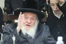 Lelov Rebbe collapses and passes away in Mikveh