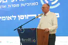 משימת חיינו היא להושיט יד לאחינו