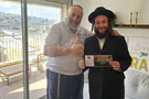 שיחת טלפון אחת שינתה לו את החיים