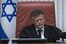 בג"ץ מאחד את העתירות נגד חוק הכשרות