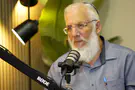 צילום: ערוץ 7 הרב שבגיל 70 מחלץ פצועים בעזה