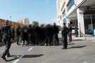 קצין משטרה נפצע בתקיפה, בן 15 נלקח לחקירה