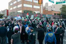 Протестующие против Израиля арестованы возле синагоги в Бруклине