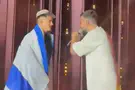 Watch: Singer Ben Tzur and Ahavat Hashem Gordon sing duet