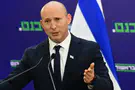 Bennett continues to lose ground