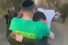 הורי החייל הבודד הפתיעו אותו בסוף המסע