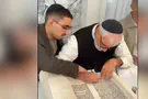 רום ברסלבסקי השלים את כתיבת ספר התורה