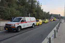 צילום: דוברות מד"א רוכב אופניים נהרג בתאונה בכניסה לבית שמש