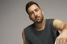 אדיר גץ שר על שברון לב ואמונה
