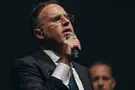 צילום: Shmulie Grossbaum יעקב שוואקי מכניס לאווירת אלול עם שיר חדש