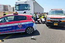 ירד לתקן פנצ'ר - ונהרג מפגיעת רכב