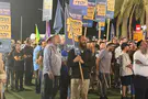 מאות מחו מול כלא 10 למען חיילי גבעתי