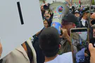 Thousands demonstrate in London - Haddad confronts them