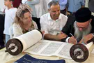 ספר תורה לזכר חלל המלחמה הוכנס לרחבעם
