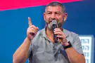 הדרישה מעופר וינטר לפרוש מהמרוץ