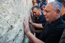 קבלת הפנים לאיזנקוט בכותל