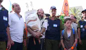 הפינוי, הקריעה והבית השלישי