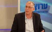 Видео: веселые танцы возле дома Нира Орбаха