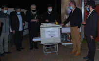 מרגש: הדפסת תניא בחצר משפחת הורגן
