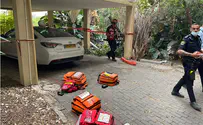 Balcony collapses in Herzliya
