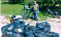 The bike brigade attacks Jerusalem trash: A citizenship saga