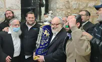 פולארד הכניס ספר תורה לקבר יוסף