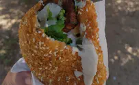פיתה שניצל במילוי סביח