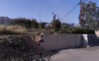 הטרור הערבי: הושחתה אנדרטת הצנחנים