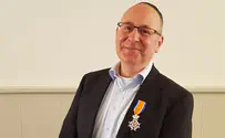 תואר אביר לראש הקהילה באיינדהובן