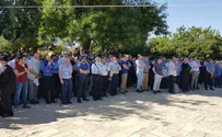 וידאו: הלווית הרב חנוך פיוטרקובסקי