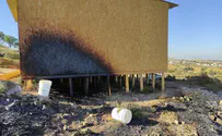 Arabs infiltrate Jewish town, set fire to synagogue
