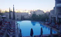 ענף תחת מגפה                   