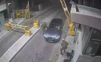 אריאלה פרצה מחסום ופגעה בחייל. תיעוד