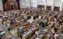 הרב מלמד במסר ייחודי לתלמידי הישיבה