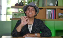 כל אדם הוא מנהיג           