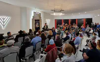 Hungarian Jewish community returns to historic synagogues