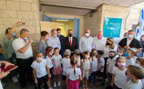 משה ליאון התרגש עם תלמידי כיתה א'