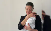 מרב מיכאלי: אורי בבית, אני יוצאת לעבודה