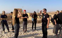 החניכים פתחו את הלימודים עם השוטרים במצדה