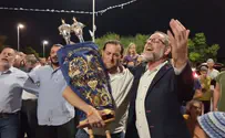 Torah scroll dedicated in memory of terror victim