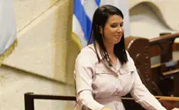 מתרגמת לשפת הסימנים משתכרת כ-5 ₪ לשעה